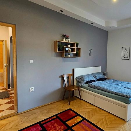 Lovely Central Apartment With Free Parking, Koezponthoz Koezeli 3 Szobas Lakas Yanıkkale Dış mekan fotoğraf