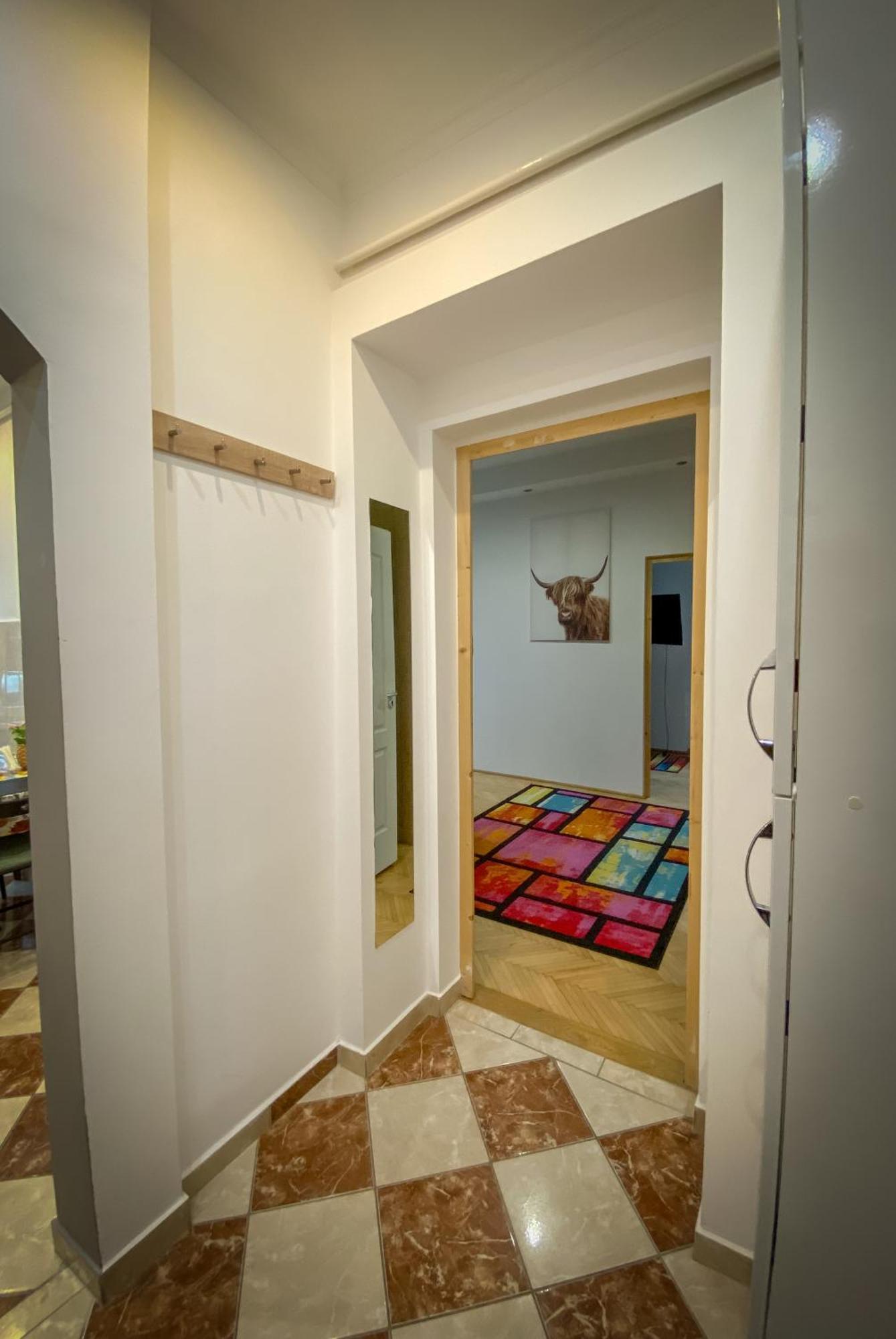 Lovely Central Apartment With Free Parking, Koezponthoz Koezeli 3 Szobas Lakas Yanıkkale Dış mekan fotoğraf