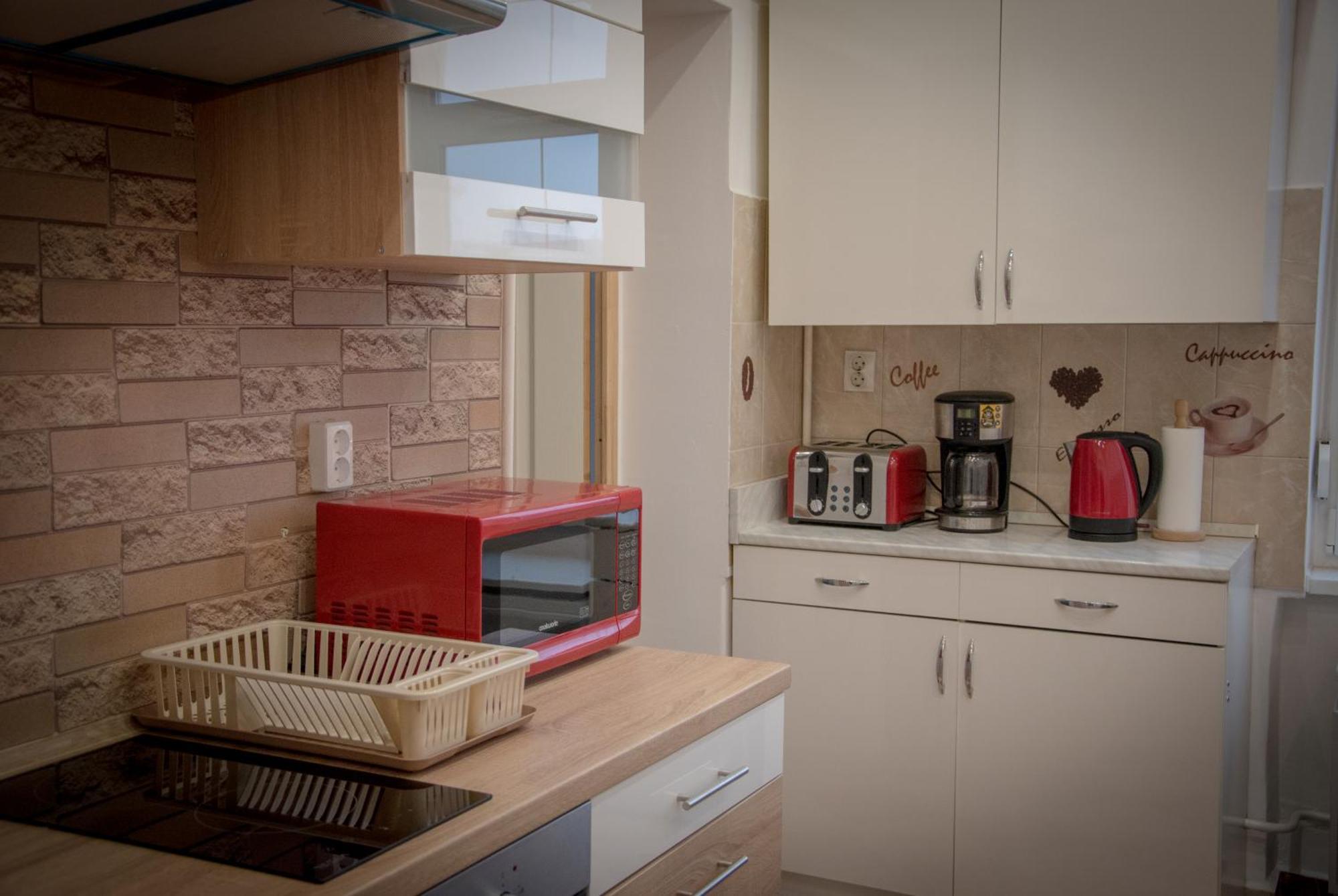 Lovely Central Apartment With Free Parking, Koezponthoz Koezeli 3 Szobas Lakas Yanıkkale Dış mekan fotoğraf